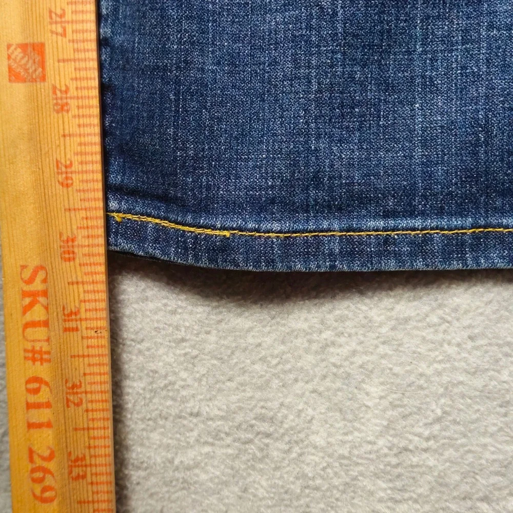 Levis levis 515